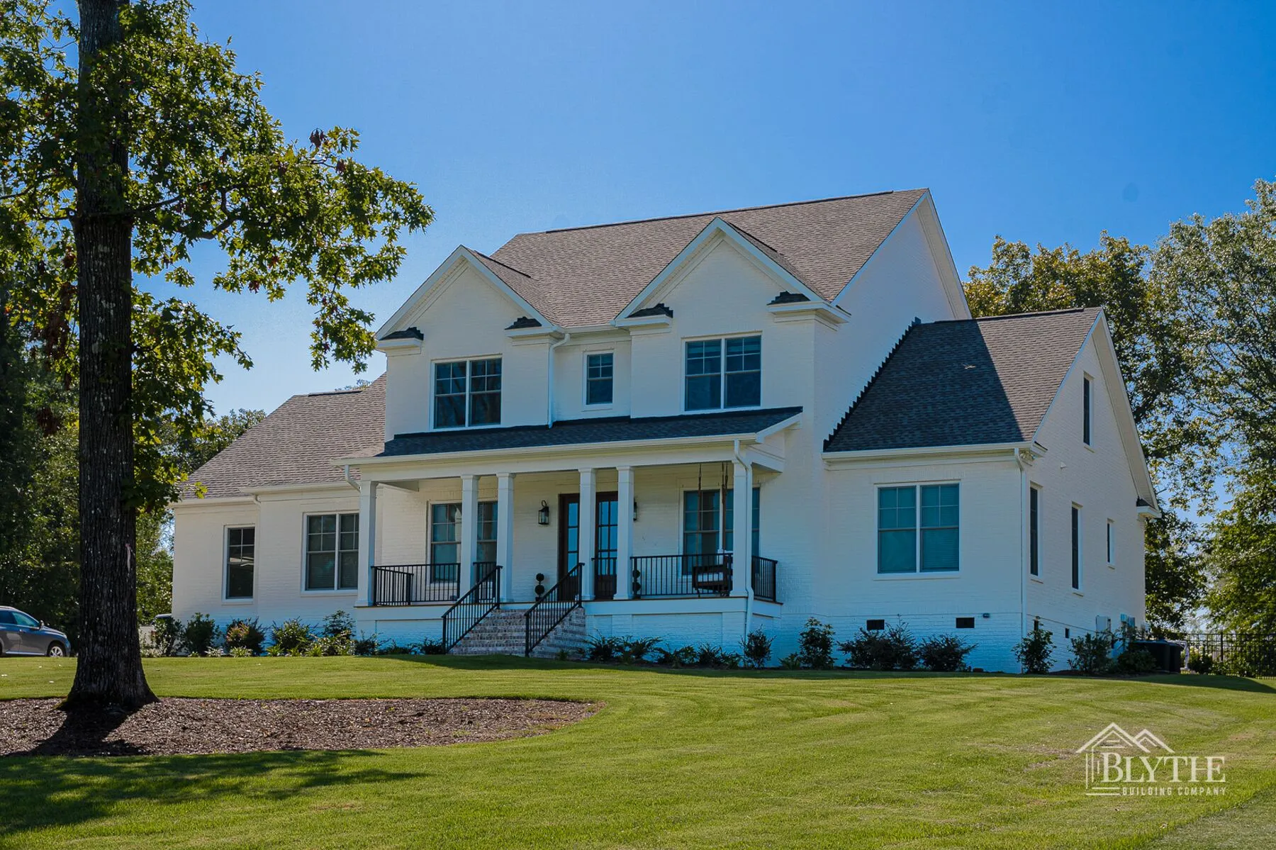 Craftsman Farmhouse - Blythe Custom Homes, image size:1800x1199